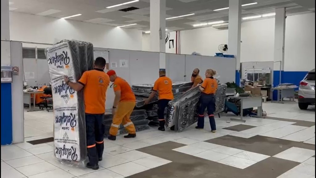 Governo de SP envia 2,8 mil itens de ajuda humanitária para cidades afetadas pelas chuvas